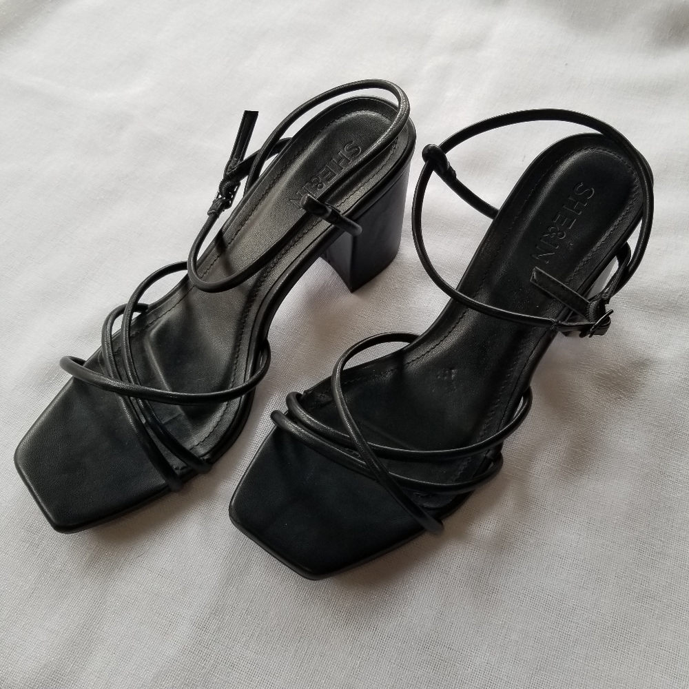 SHEIN Square Open Toe Chunky Heel Sandals